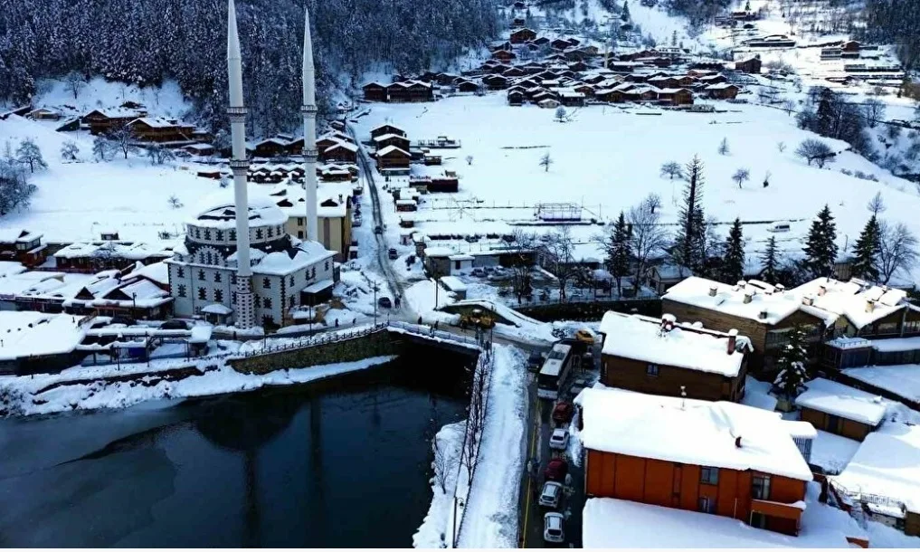 Uzungöl ‘e İkinci kar 3